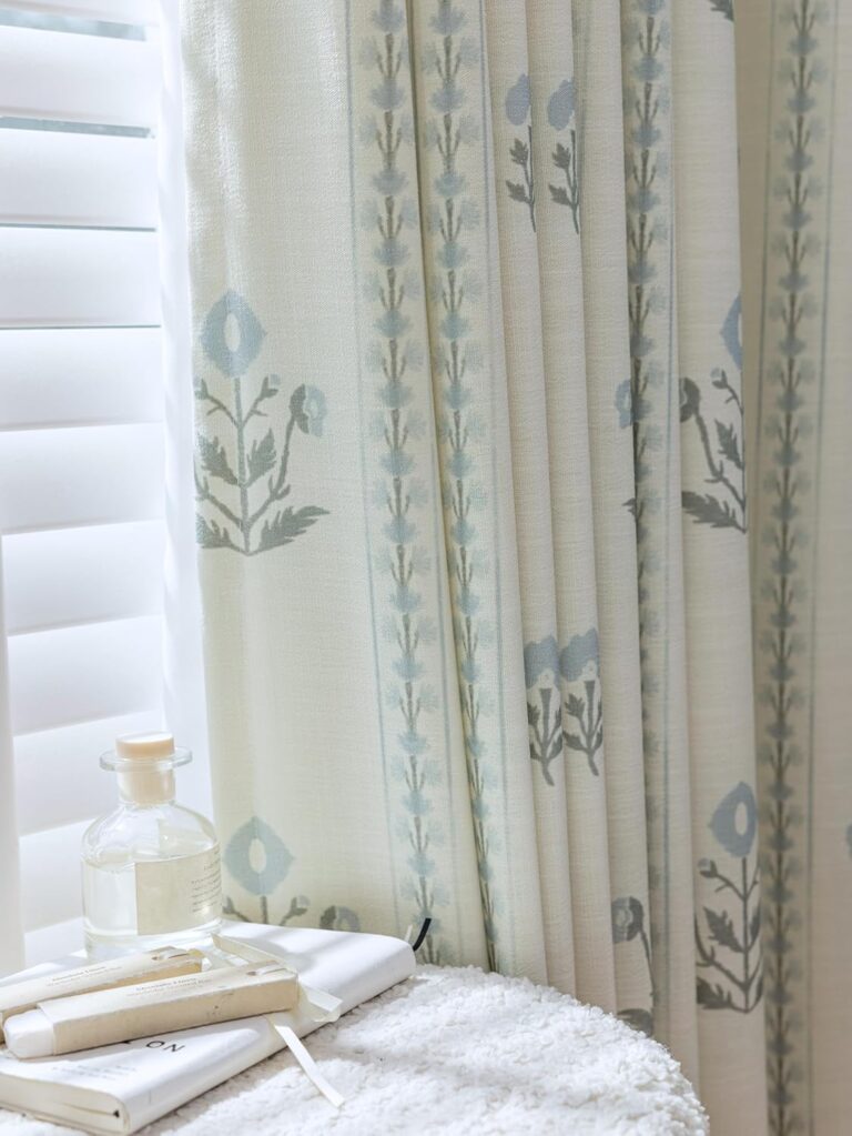 DrapePalette – Linen Blend Pinch Pleated Curtains 96 Inches Long